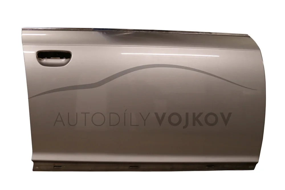 Dveře přední pravé 4F0831052F v:84817