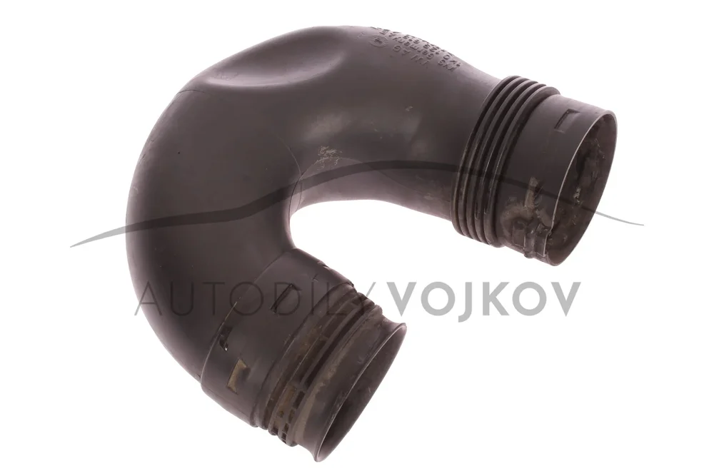 Nasávací hrdlo 1K0129618AE v:71600